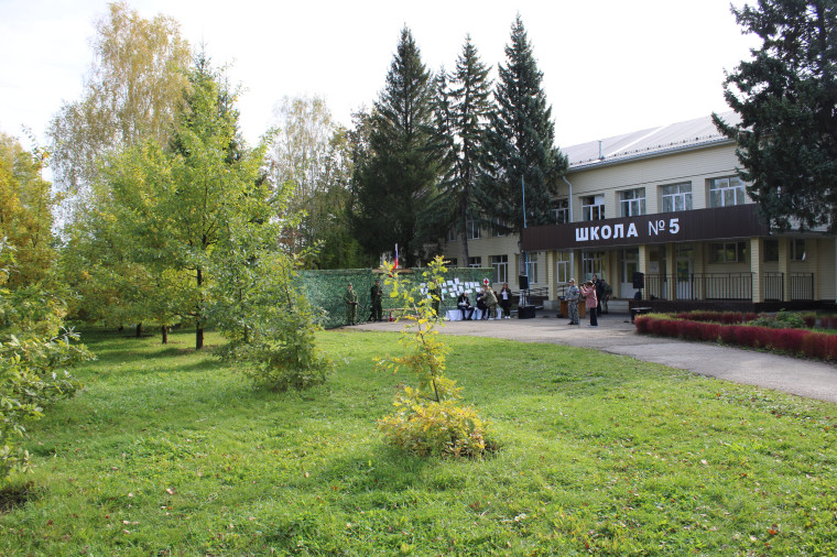 В Тальменской школе №5 прошла реконструкция современной разведывательной операции.